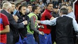 Vụ phân biệt chủng tộc: UEFA trừng phạt nặng với HLV ĐT U21 Serbia